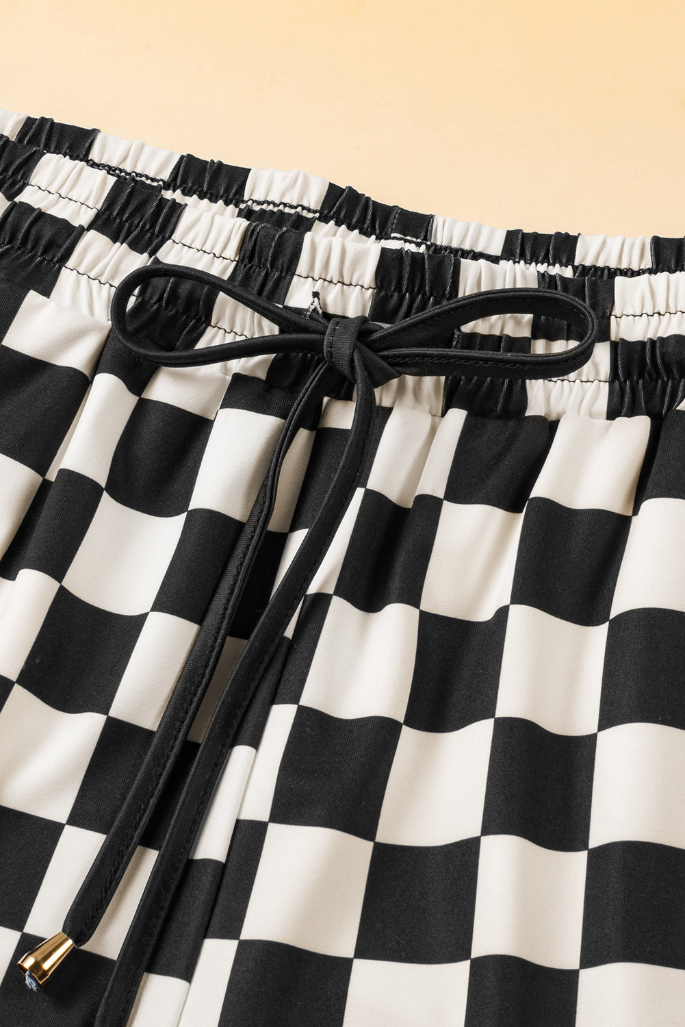 Checkered Elastic Waist Casual Shorts