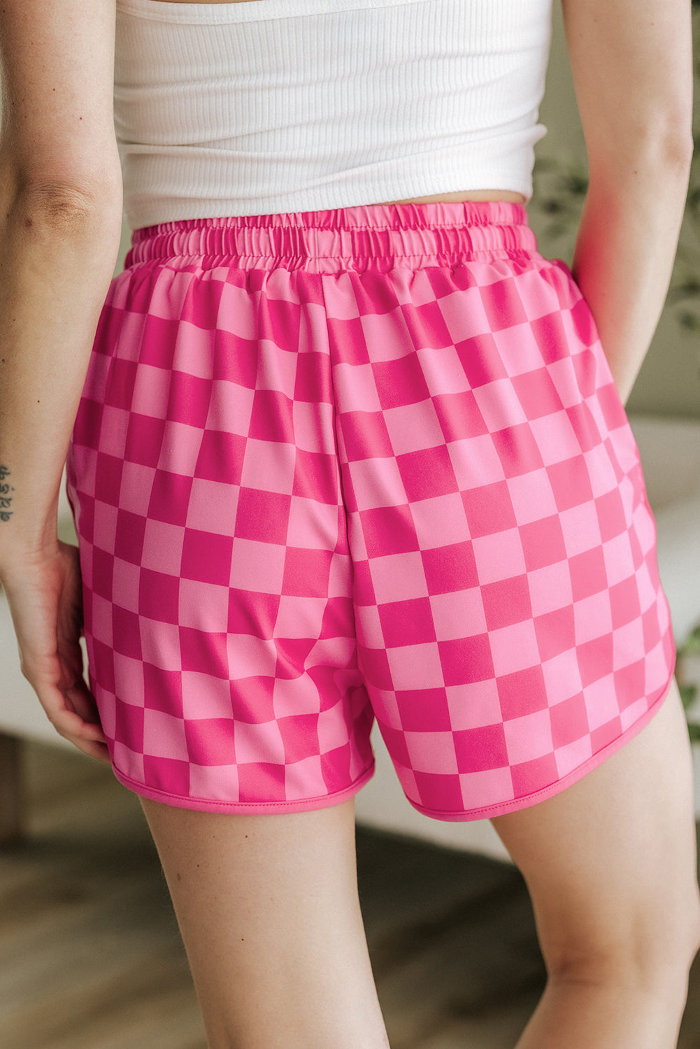 Checkered Elastic Waist Casual Shorts